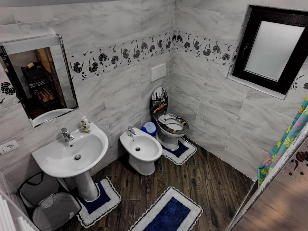 Vila Ella Villa Căpăţîneni-Ungureni Dış mekan fotoğraf