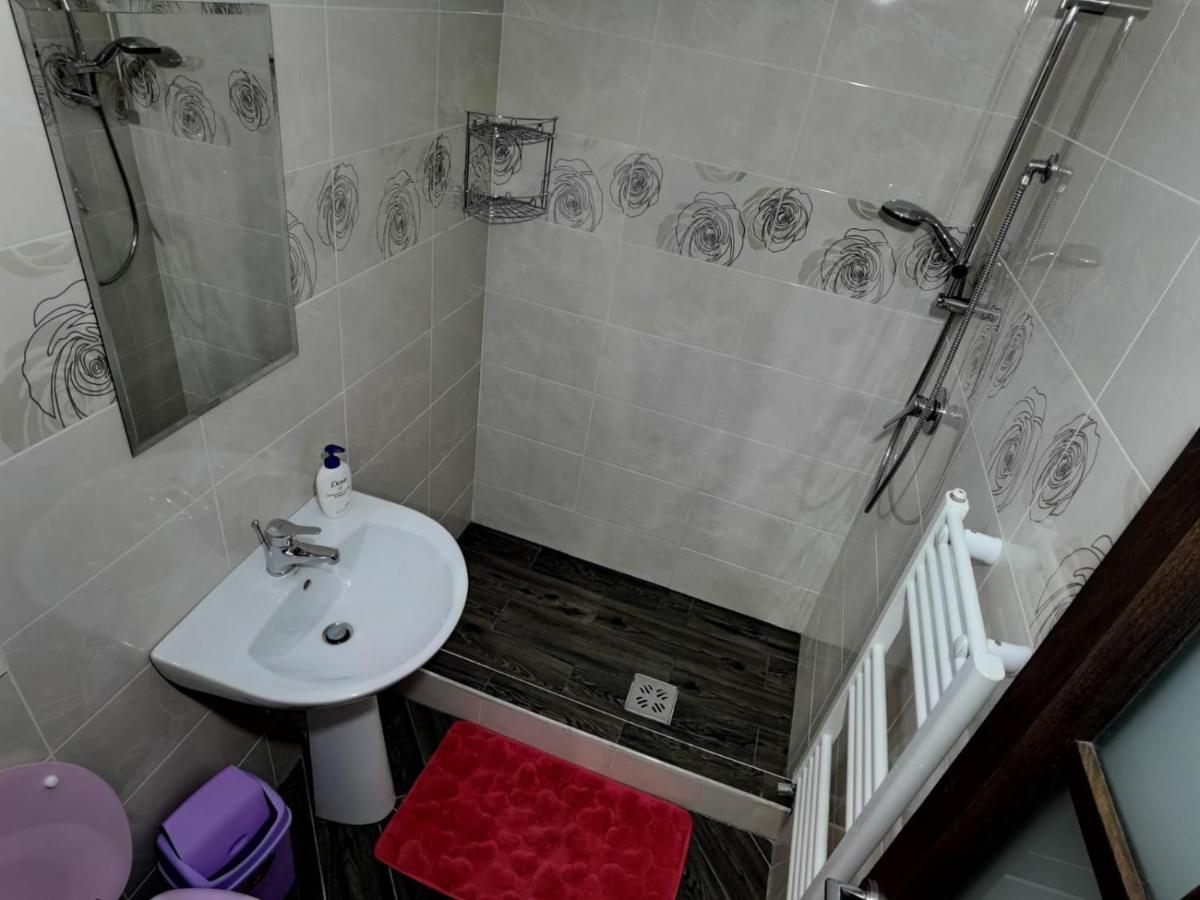 Vila Ella Villa Căpăţîneni-Ungureni Dış mekan fotoğraf